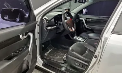 Kia Sorento 2010, 136811 км, за 6500000 KRW - фото 10