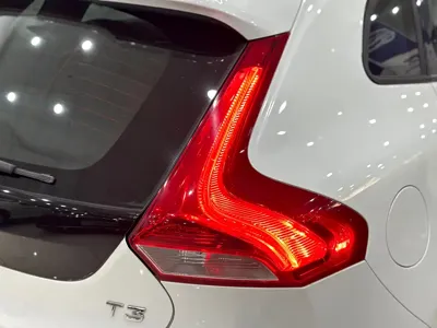 Volvo V40 2016, 50000 км, за 48000 CNY - фото 11