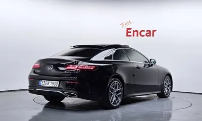 Mercedes-Benz E-Class 2023, 31745 км, за 54800000 KRW