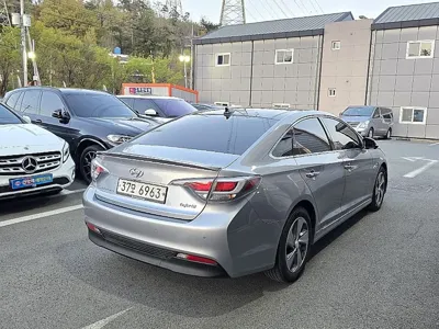 Hyundai Sonata 2017, 177000 км, за 6500000 KRW - фото 4