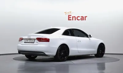Audi A5 2011, 52070 км, за 6500000 KRW