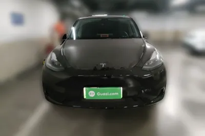 Tesla Model Y 2022, 31300 км, за 176794.79 CNY