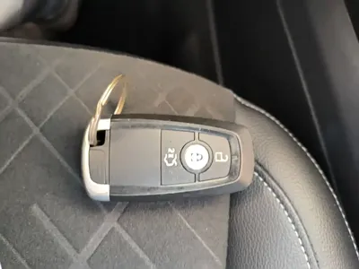 Ford Escort 2021, 124000 км, за 34300 CNY - фото 9