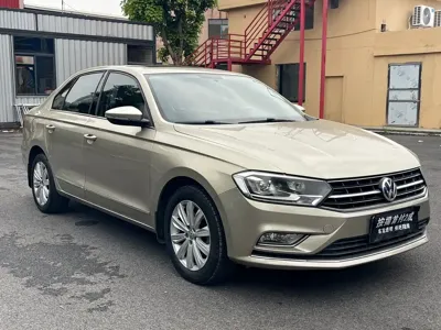 Volkswagen Bora 2018, 140800 км, за 39800 CNY