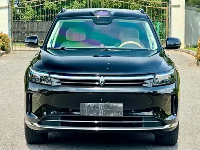 AITO 问界 AITO M7 2024, 28000 км, за 178800 CNY