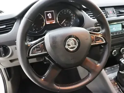 Skoda Octavia 2015, 132000 км, за 39800 CNY - фото 13