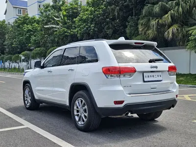 Jeep Grand Cherokee (Import) 2015, 127000 км, за 59800 CNY