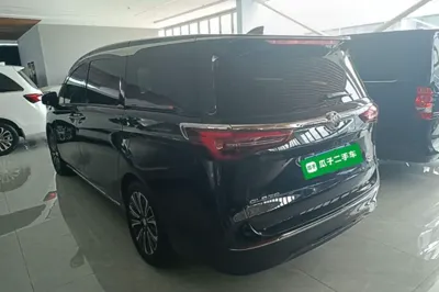 Buick GL8 2023, 77400 км, за 245515.46 CNY - фото 4