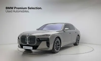 BMW 7-Series · 2024 год