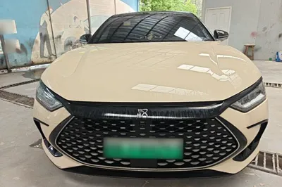 BYD Han 2022, 68800 км, за 93009.82 CNY
