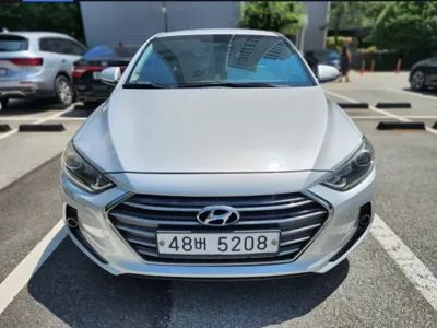 Hyundai Avante · 2017 год