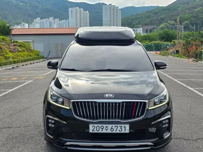 Kia Canival · 2019 год