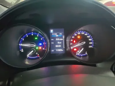 Toyota C-HR 2021, 12000 км, за 103500 CNY - фото 8