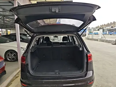 Volkswagen Golf Sportsvan 2016, 109600 км, за 36300 CNY - фото 19