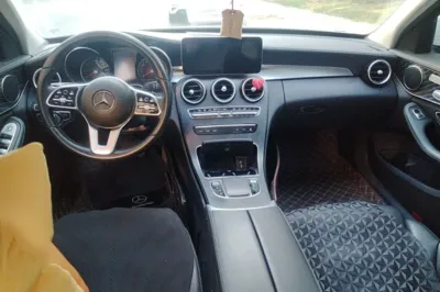 Mercedes-Benz C-Class 2019, 67200 км, за 110425.43 CNY - фото 14