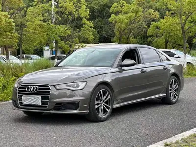 Audi A6L 2016, 130000 км, за 75800 CNY