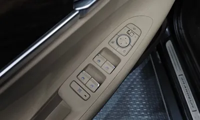 Hyundai Grandeur 2018, 134749 км, за 12900000 KRW - фото 12