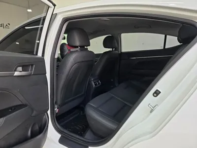 Hyundai Avante 2017, 140585 км, за 7200000 KRW - фото 15