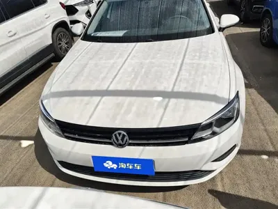 Volkswagen Lamando 2016, 104500 км, за 38900 CNY