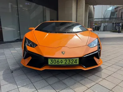 Lamborghini Huracan 2024, 7700 км, за 375060000 KRW - фото 3