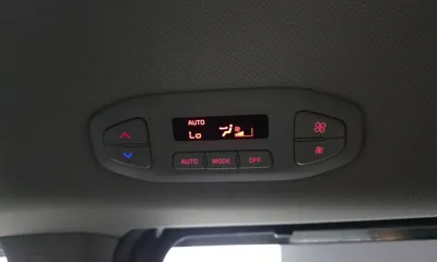 Kia Canival 2019, 141435 км, за 11500000 KRW - фото 18