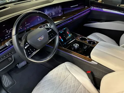 Cadillac Escalade 2025, 9800 км, за 187000000 KRW - фото 8