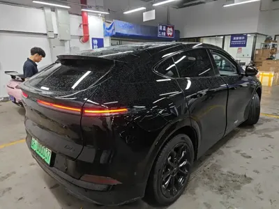 Xpeng G6 2025, 34000 км, за 142800 CNY
