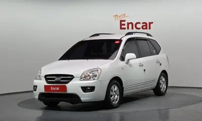 Kia Carens · 2009 год