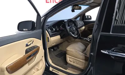 Kia Canival 2016, 262469 км, за 9500000 KRW - фото 10