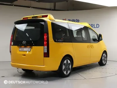 Hyundai Staria 2023, 53500 км, за 31800000 KRW