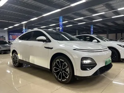 Xpeng G6 2025, 25000 км, за 143800 CNY