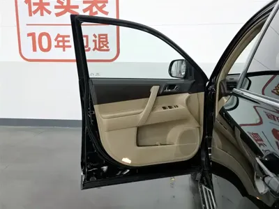 Toyota Highlander 2013, 138900 км, за 37900 CNY - фото 8