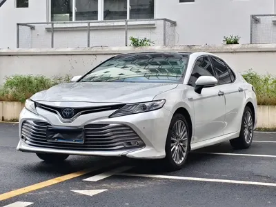 Toyota Camry 2019, 120000 км, за 88800 CNY - фото 1