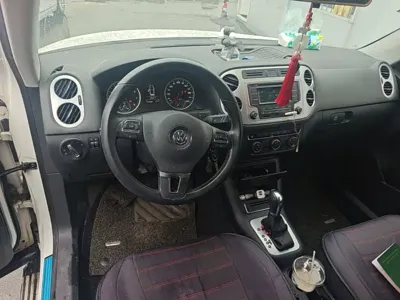 Volkswagen Tiguan 2016, 143900 км, за 31300 CNY - фото 16