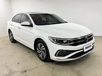 Volkswagen Bora 2022, 33000 км, за 73800 CNY