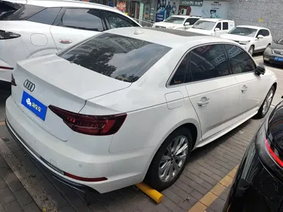 Audi A4L 2020, 78500 км, за 101000 CNY