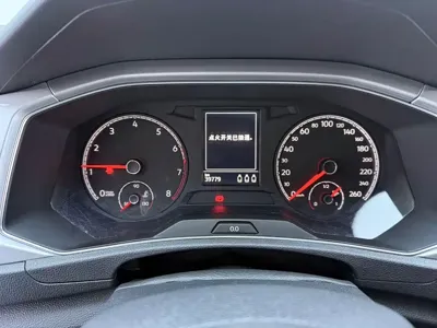 Volkswagen T-Roc 2023, 39000 км, за 102800 CNY - фото 9