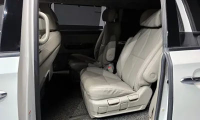 Kia Canival 2018, 124731 км, за 13300000 KRW - фото 12