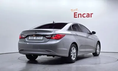 Hyundai Sonata 2010, 99100 км, за 4200000 KRW