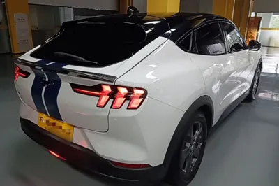 Ford Mustang Mach-E 2021, 29200 км, за 124525.2 CNY - фото 6