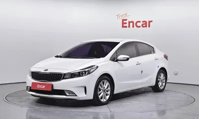 Kia K3 · 2016 год