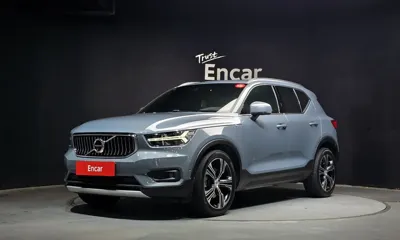 Volvo XC40 · 2020 год
