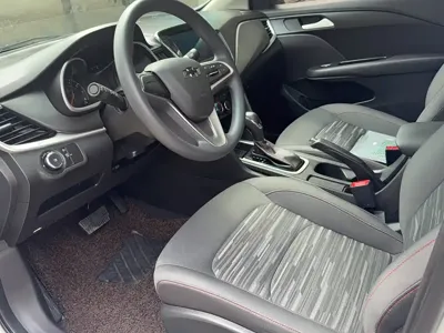 Chevrolet Monza 2020, 49800 км, за 36100 CNY - фото 8