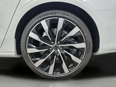 Volvo S90 2026, 2663 км, за 59000000 KRW - фото 8