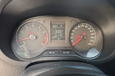 Volkswagen Polo 2016, 61100 км, за 33523.5 CNY - фото 12