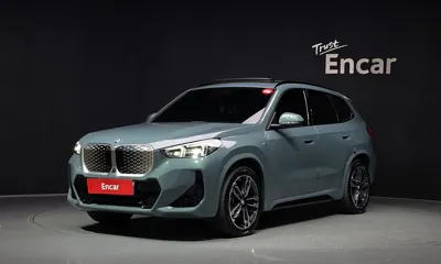BMW iX1 · 2025 год
