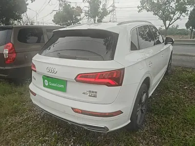 Audi Q5L 2020, 102500 км, за 129300 CNY - фото 7
