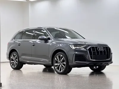 Audi Q7 2021, 21000 км, за 323000 CNY - фото 3
