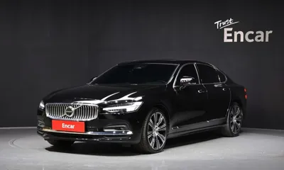 Volvo S90 · 2023 год