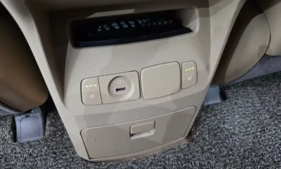 Kia Canival 2019, 89536 км, за 14990000 KRW - фото 19